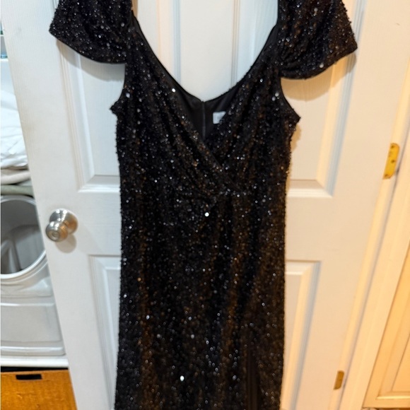 FAERIESTY Elegant Black Sequin Off Shoulder Dress MOM OR GRAN OF BRIDE OR GROOM - Picture 9 of 10